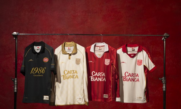 Carta Blanca revive la ‘ChiquitiBum’:   La porra más famosa de México.